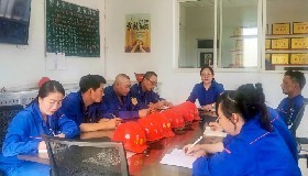 第四黨支部開展 “重溫黨章黨史，踐行初心使命”主題黨日活動(dòng)