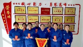 燒堿化驗(yàn)中心舉辦“綻放妳力量，檢驗(yàn)妳時(shí)光”主題班會(huì)