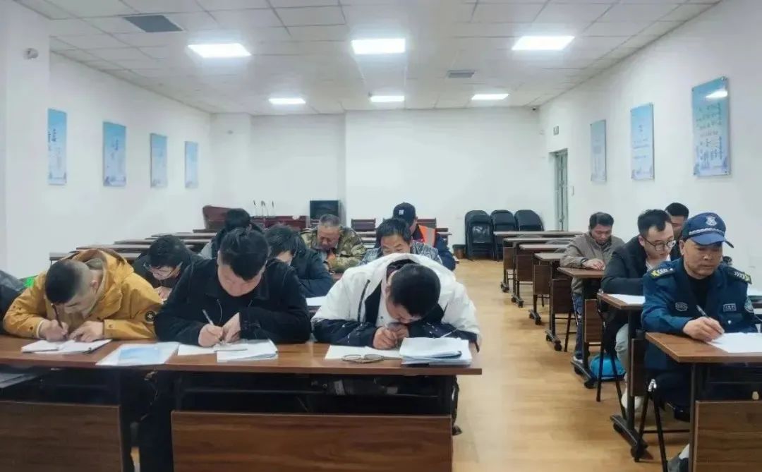 1710297666118496.jpg f5e33530c5ac6772a904a49d46b1cc6b.jpg