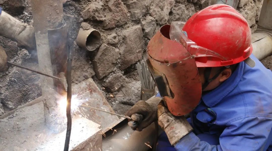 1713491252869028.jpg ea7cde04c641c1f6668ee019c2cfa0d3.jpg