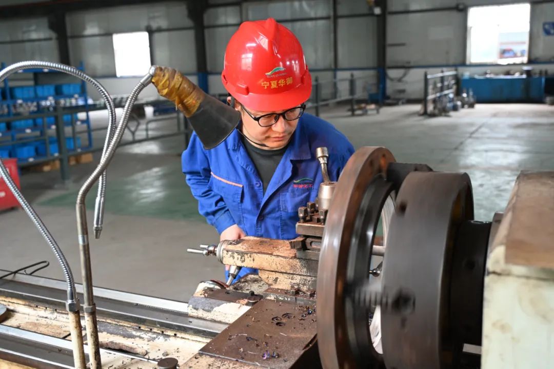 1718867646145472.jpg 9833251008f48d8ba4c468d2f5849ea9.jpg